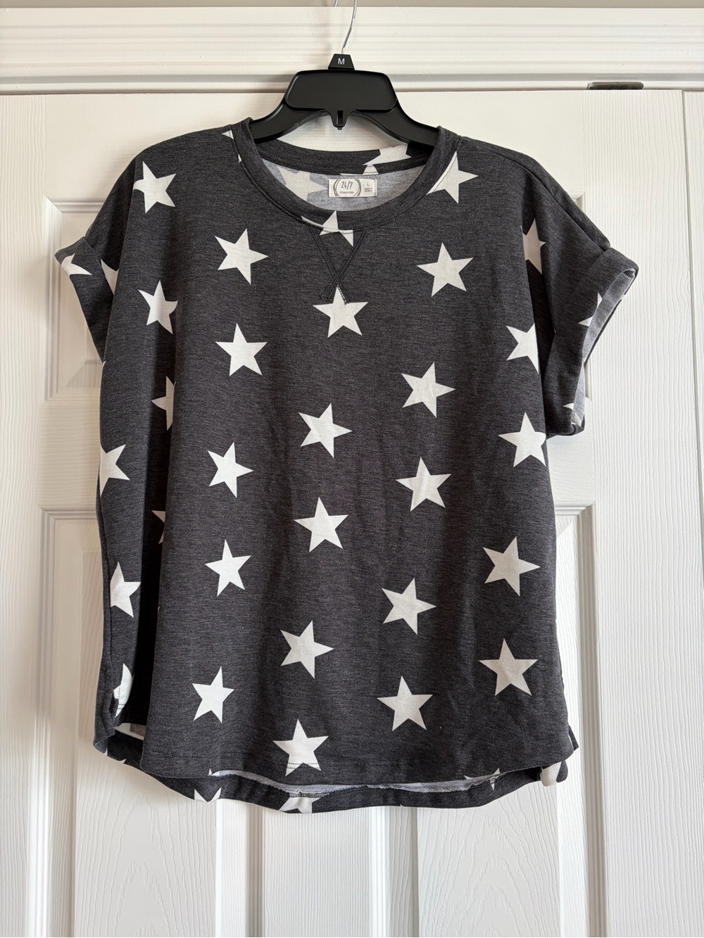 Gray Star Print Short Sleeve Top
